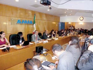 ›› Fausto Cuevas Mesa, Director General de la AMIA y Guillermo Rosales Zárate, Director General de la AMDA.