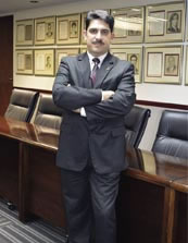 ›› C.P.C. Roberto Cavazos Garcia, Presidente del Instituto de Contadores de Nuevo León.