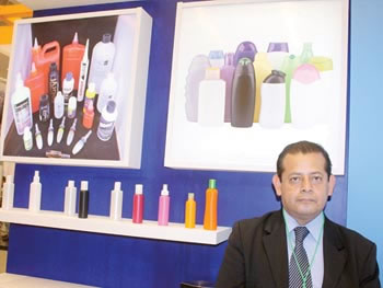 ›› Isidro Mares Morales, Encargado de Pro Plastic Industries.
