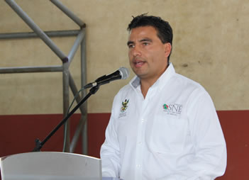 Israel Carboney Morales, Secretario del Trabajo.