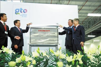 ›› Inauguran planta de transmisiones de Honda.