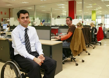Vinculan a personas con discapacidades en las empresas.