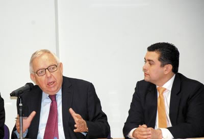 ›› SEDEC prepara misiones para atraer inversión a Nuevo León.