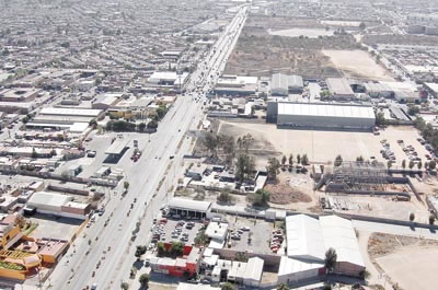 ›› Zona industrial de San Luis Potosí.