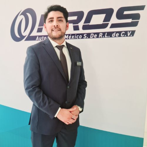 Yael Sebastián Anaya, especialista de Recursos Humanos de Kros Automotive en México aseguró que buscarán el crecimiento de los colaboradores, así como un buen ambiente laboral.