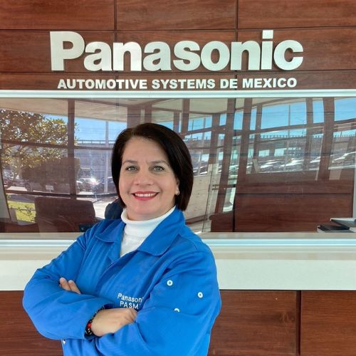 Sandra Y. Espinosa Coronado, especialista de reclutamiento de la planta de Panasonic Automotive Systems de México.