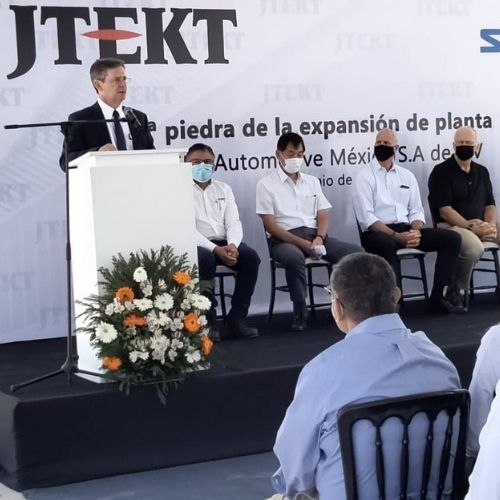 Silvestre Mendoza Huerta, vicepresidente y gerente de la planta de JTEKT Automotive México en San Luis Potosí.