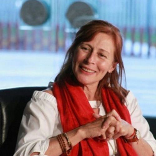 Tatiana Clouthier, secretaria de Economía mencionó que México tiene el ecosistema para crecer el sector de los chips.