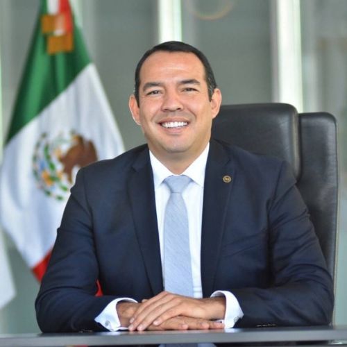 Alcalde de San Juan del Río, Roberto Cabrera.