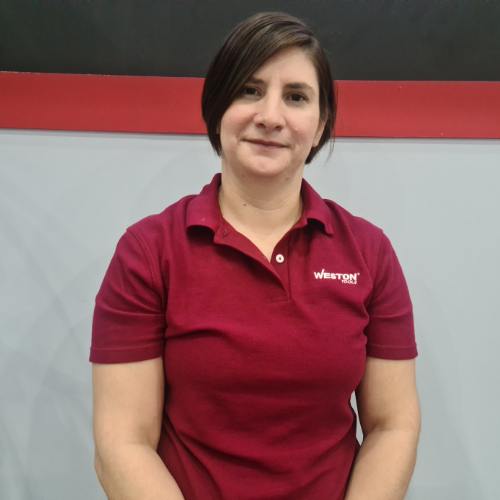 Linda Espinosa, gerente de planta de Weston Tools.