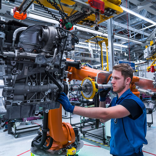 BMW Group ha instalado sistemas de automatización y digitalización en sus plantas consolidándose como una armadora líder a nivel global.