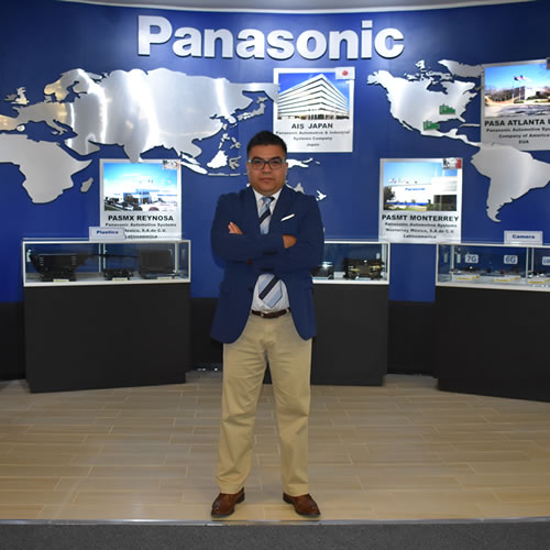 Omar Campos, Gerente General de SCM de Panasonic.