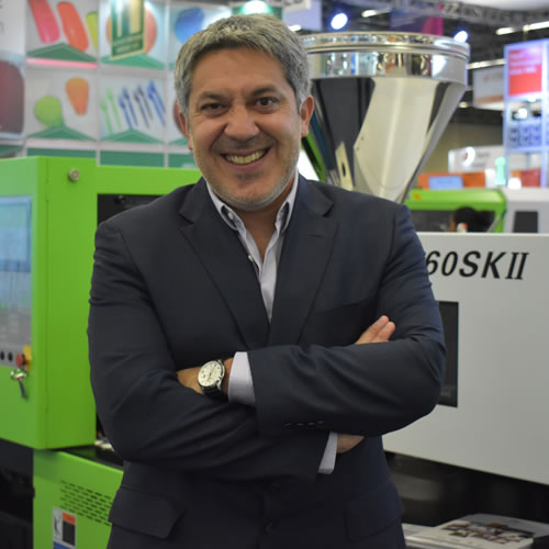 Luciano Diorio, director general de Grupo Hi-tec, durante Expo Plásticos.