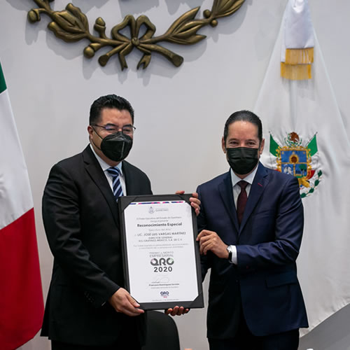 José Luis Vargas Martínez, director general de Harsco Industrial IKG de México recibió el galardón como Ejecutivo del Año, en el marco del Premio al Mérito Empresarial 2020.