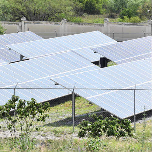 El parque solar se ubica en el Parque de Investigación e Innovación Tecnológica (PIIT).