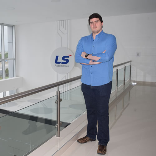 Adrián Pérez, PC&L Assistant Manager de LS Automotive planta Nuevo León.
