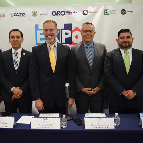 (De izq. a der.) Carlos Habacuc Ruíz, presidente de Canaco Qro; Marco del Prete Tercero, titular de la Sedesu estatal; Renato Villaseñor, presidente del Clúster Automotriz de Qro; Juan Carlos Ostolaza, director de Relaciones Institucionales de CCMX.