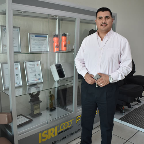 Edgar Niño, gerente de compras en ISRI y Fehrer Automotive.