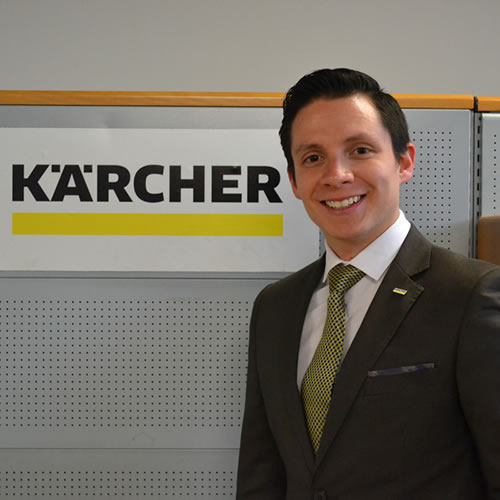 Raúl Ramos, gerente de Producto y responsable de la Cadena de Entrenamiento en Kärcher, empresa que se enfoca actualmente en el mercado de contratistas de limpieza, así como en las industrias hotelera, automotriz, de cemento, y la industria alimenticia.