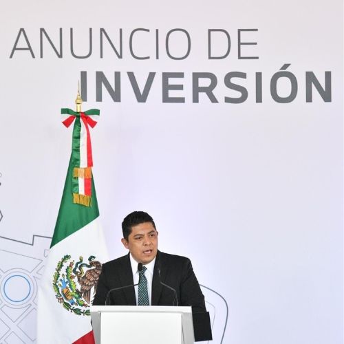 El gobernador de San Luis Potosí, Ricardo Gallardo Cardona, destacó que la llegada de inversiones al estado generará fuentes de trabajo para los habitantes.