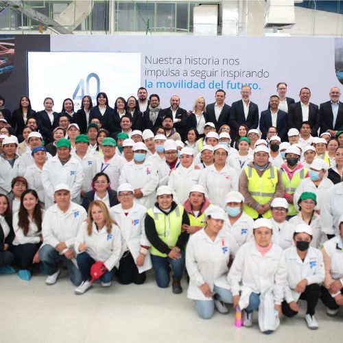 Durante la ceremonia del 40 Aniversario de Forvia en San Juan del Río, el vicepresidente en América para Clarion Electronics-Forvia, Benjamin Thoma, destacó la inversión para una movilidad sostenible.