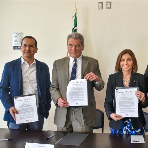 A la firma del convenio asistió el Sr. Thomas Wagner, Cónsul Honorario de Alemania en México y Joachim Elsaesser, coordinador del proyecto PAGSID de la Confederación de la Industria Alemana (BDI), entre otros invitados especiales.