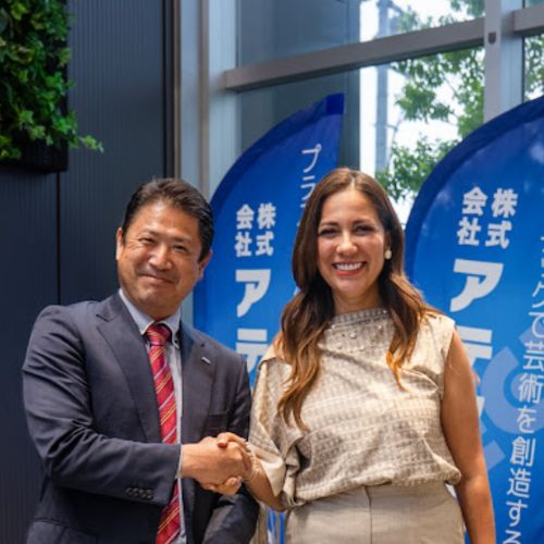En esta reunión estuvo presente Tamanobu Naruoka, Presidente de ATECS; Daisaku Kanda, Gerente de Fabrica en Nara