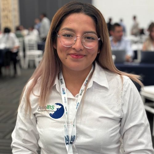 Daniela Bautista, compradora de Asia IBS.