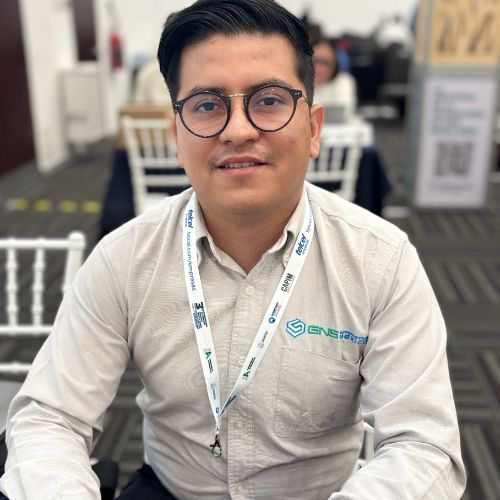 Luis Alberto Dorante Rico, comprador de GNS Automotive.