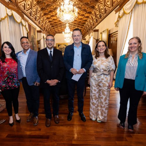 Directivos de AWS se reunieron con autoridades para dar seguimiento a la inversión en Querétaro.