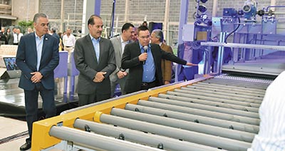 <br />Autoridades estatales, municipales y directivos de la compañía realizaron un recorrido por la nueva planta de Aluminios y Construcciones Quezada.