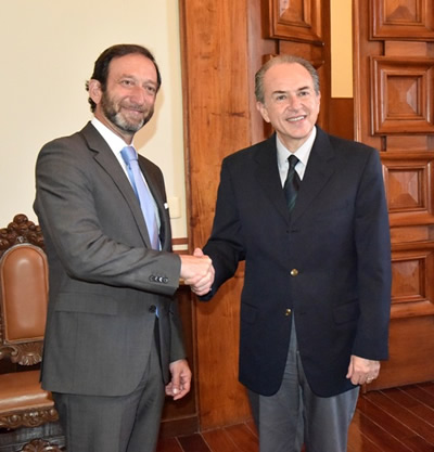 Viktor Elbling, Embajador de la República Federal de Alemania en México y Juan Manuel Carreras López, Gobernador del Estado.