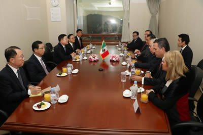 ›› Visitan representantes gubernamentales empresas de China y Corea.