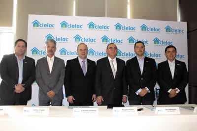 ›› Enrique Buchanan, Director General de CRIOTEC; Carlos Xavier, Director General de Embraco; Eduardo Elizondo, Presidente de CLELAC; Rogelio Flores, Representante de la Secretaría de Economía, Luis Rodríguez, Líder del Encuentro de Negocios de CLELAC y Pablo Flores, Director de Abastecimiento de Whirlpool México.