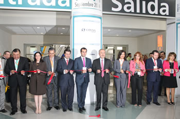 En la inauguración estuvieron presentes representantes de institutos gubernamentales y empresarios