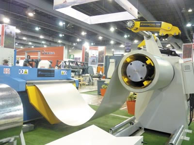 ›› FABTECH México presentarán en vivo robots, equipos láser, prensas, roladoras, cortadoras, centros de maquinado, CNC y soldadoras, entre otros.