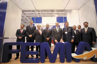 ›› Directivos y representantes de la industria aeroespacial durante la Mexico’s Aerospace Summit 2016.