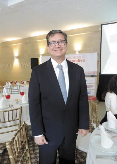 ›› Óscar Albín Santos, Presidente de la Industria Nacional de Autopartes (INA).