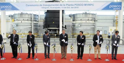 ›› Inaugura Posco su segunda planta.